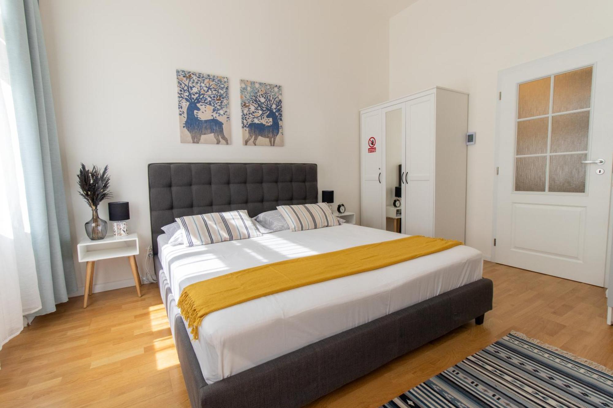 Stepanska Cr Apartments Prague Exterior photo